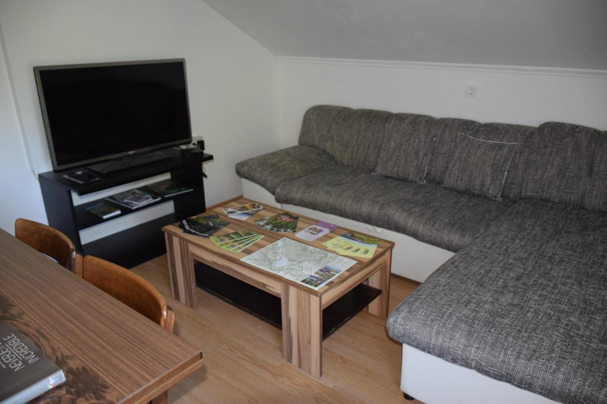 Apartma Narava Apartment Begunje pri Cerknici Ruang foto